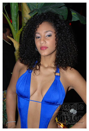 rumjungle_bikini_fashion_2007-076