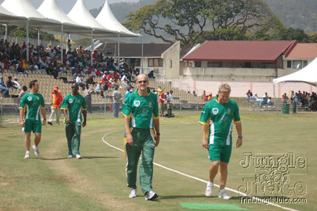 s_africa_vs_ireland_warmup-015