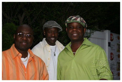 sg2007_release_sw_poolparty-007