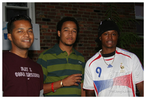 sg2007_release_sw_poolparty-011