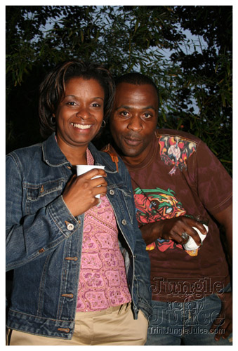 sg2007_release_sw_poolparty-013