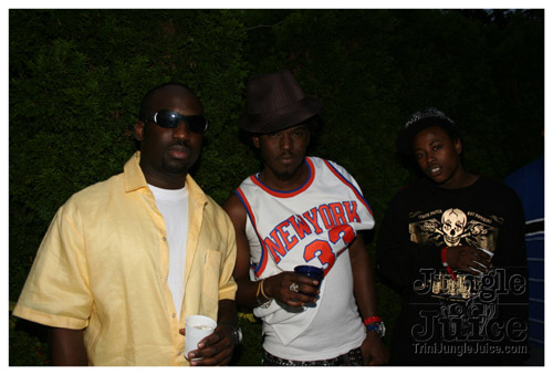 sg2007_release_sw_poolparty-024