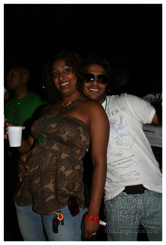 sg2007_release_sw_poolparty-046