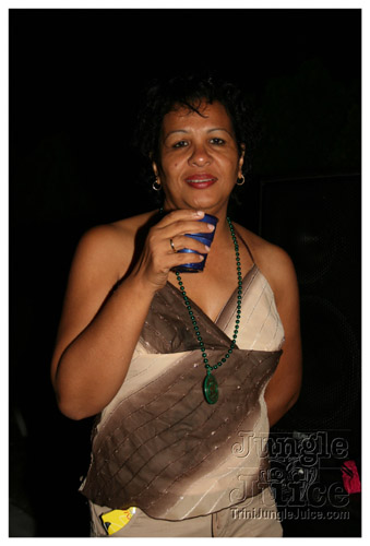 sg2007_release_sw_poolparty-056