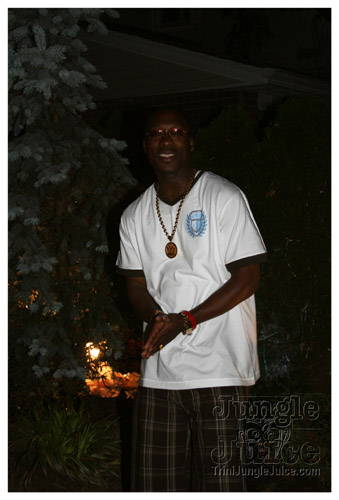 sg2007_release_sw_poolparty-076