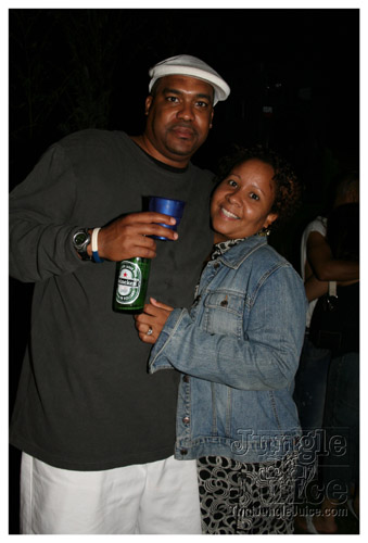 sg2007_release_sw_poolparty-081