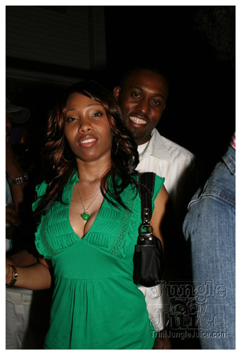 sg2007_release_sw_poolparty-083