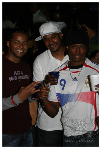 sg2007_release_sw_poolparty-090