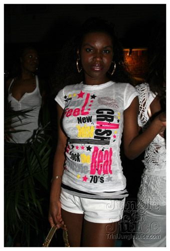 sg2007_release_sw_poolparty-099