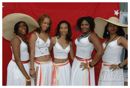 so_fresh_so_clean-005