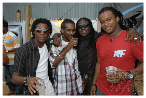 so_fresh_so_clean-022