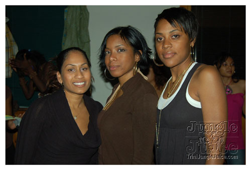 soca_under_d_mistletoe-016