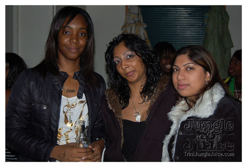 soca_under_d_mistletoe-019