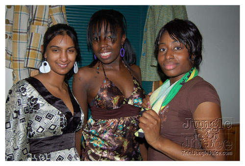 soca_under_d_mistletoe-024