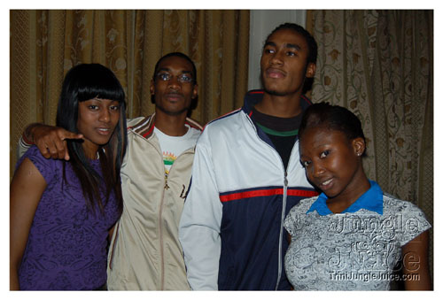 soca_under_d_mistletoe-037