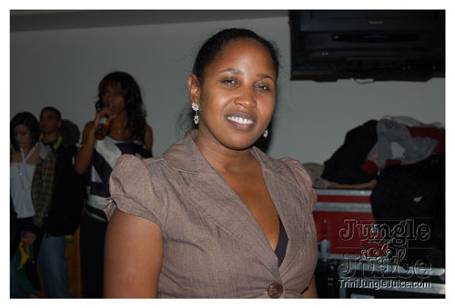 soca_under_d_mistletoe-050