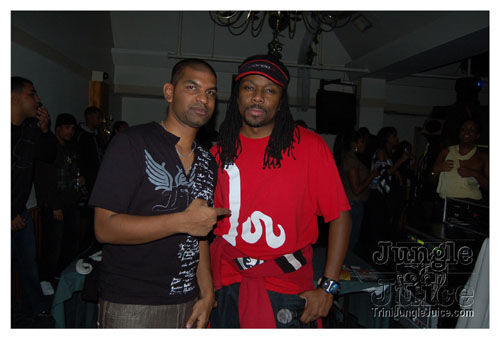 soca_under_d_mistletoe-052