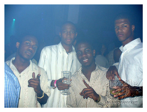 space_la_nouba_jul07-020