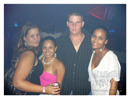 space_la_nouba_jul07-021