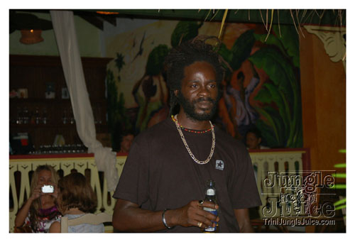 stlucia_food_rum_2007_fri-061