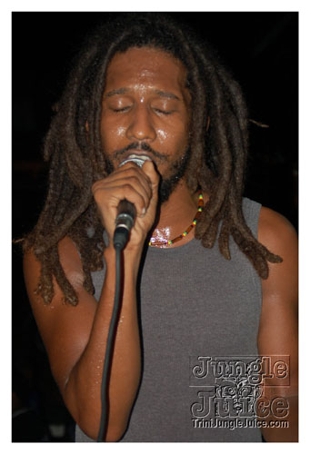 stlucia_food_rum_2007_sat-055