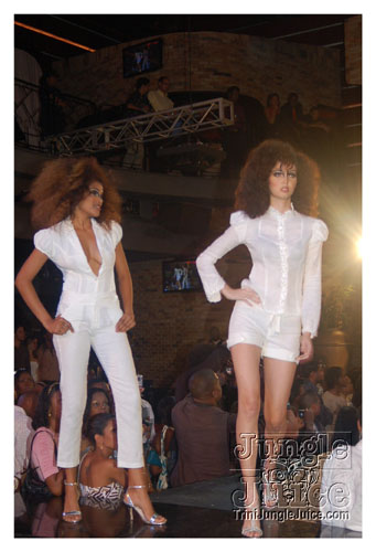 synergytv_supermodel_2007-028