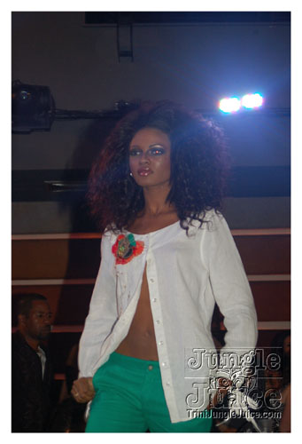 synergytv_supermodel_2007-033