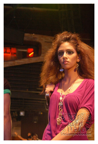 synergytv_supermodel_2007-114