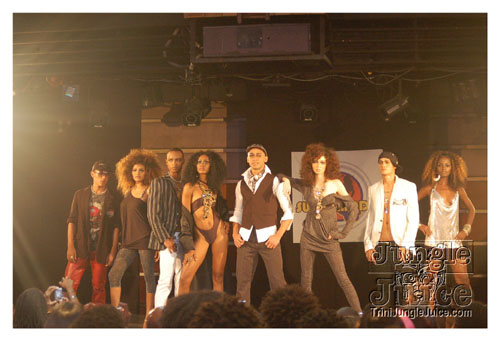 synergytv_supermodel_2007-166