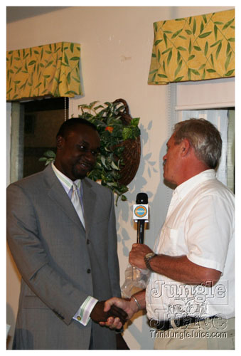 tempo_turns_2_vip-029