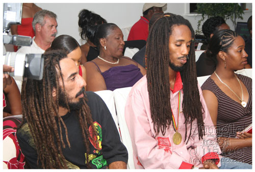 tempo_turns_2_vip-032