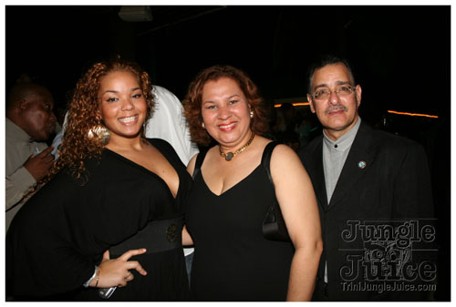 tempo_turns_2_vip-064