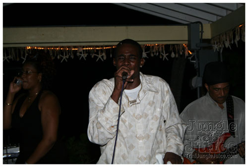 tempo_turns_2_vip-079