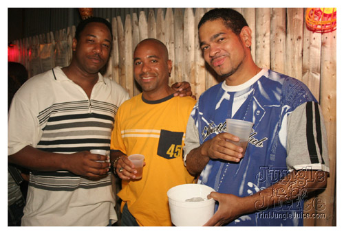 the_island_2007_opening-010