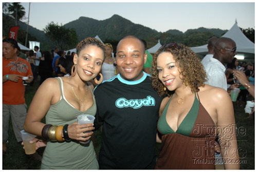 beach_house_carnival_2007-081