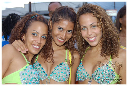 tribe_mon_2007_pt2-003