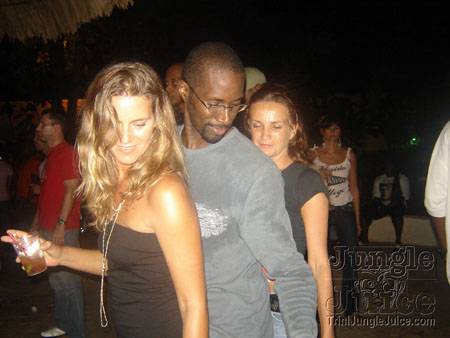 06-tobago_cool_down_2007-22