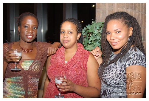 trini_revellers_fete_2k7-04