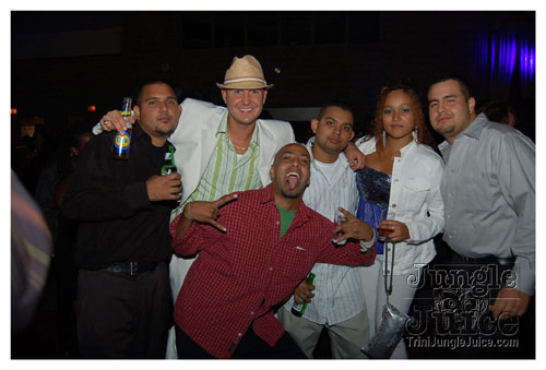 trini_revellers_fete_2k7-21