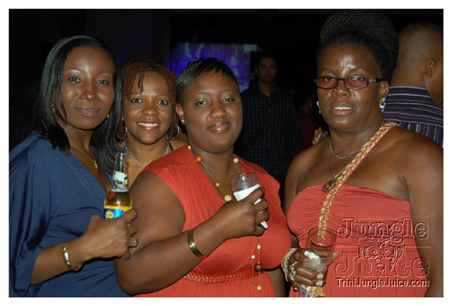 trini_revellers_fete_2k7-47