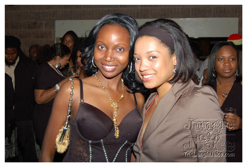 trini_revellers_fete_2k7-49