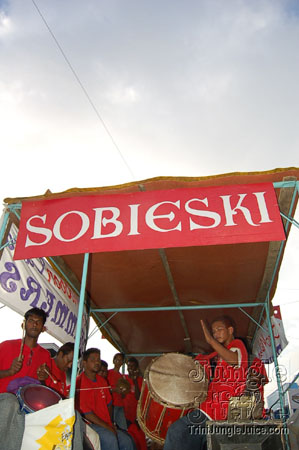 tribe_mon_2007_pt1-026