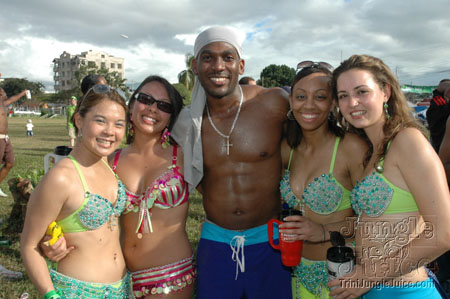 tribe_mon_2007_pt1-107