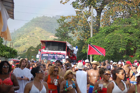 tribe_mon_2007_pt2-009