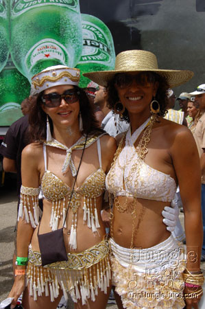 tribe_tue_2007_pt2-113