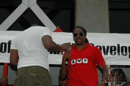 tribe_tue_2007_pt2-265