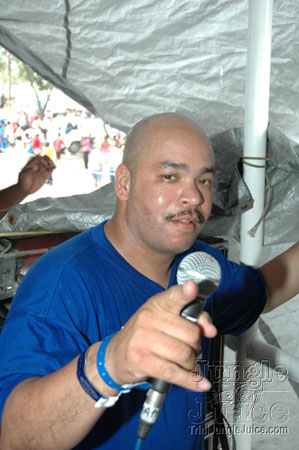 tribe_tue_2007_pt2-273