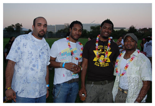trini_luau_all_incl_2007-025
