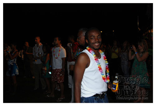 trini_luau_all_incl_2007-063