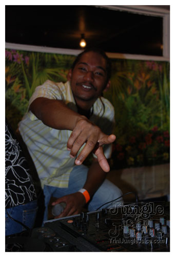 trini_luau_all_incl_2007-102